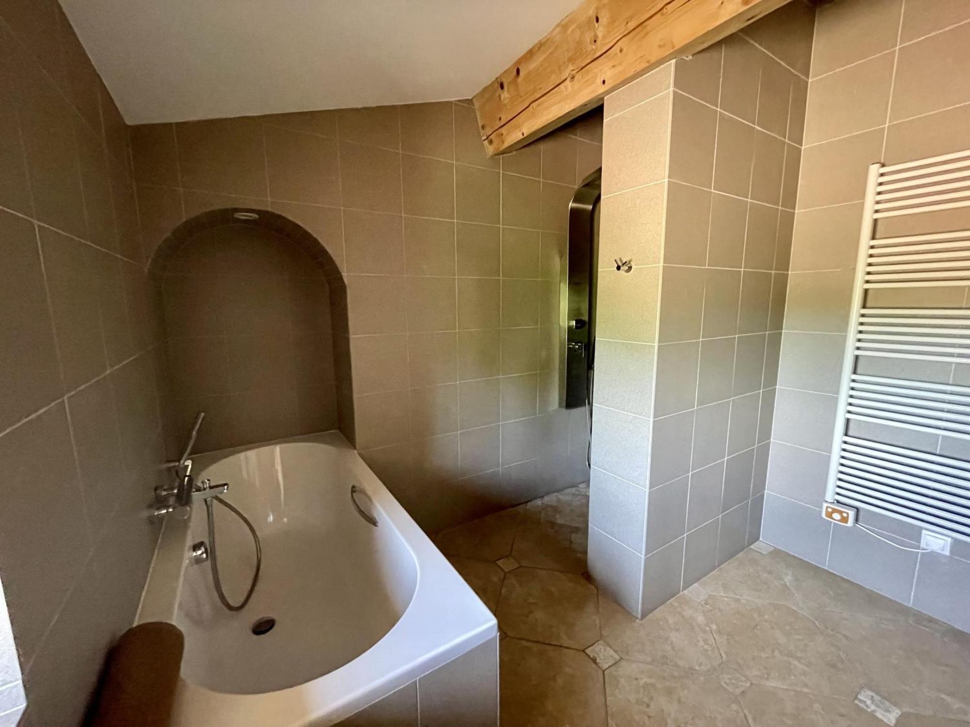Le Domaine de La Tuilerie - Gite de charme en bord de riviere avec piscine Servies-en-Val Chambre photo